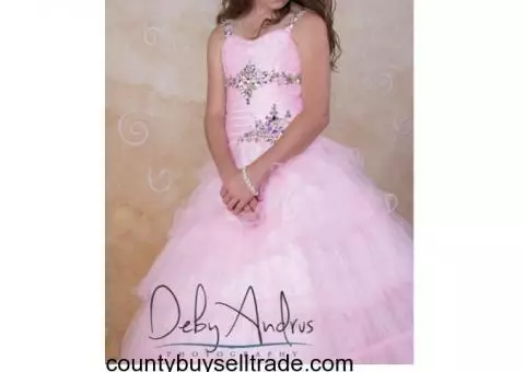 Whisper pink Tiffany pageant dress, girls size 10.